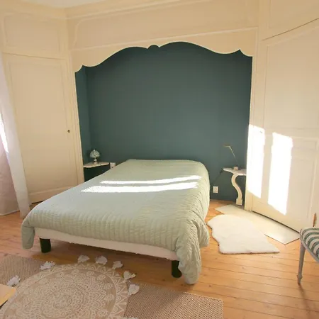 Jolie Chambre Avec Salle De Bains Privative Dans Maison Bourgeoise Homestay Rouen